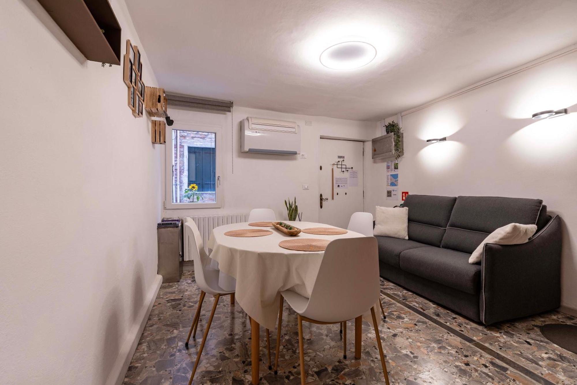 Ca'Lina Near Biennale Apartment Venice Exterior photo